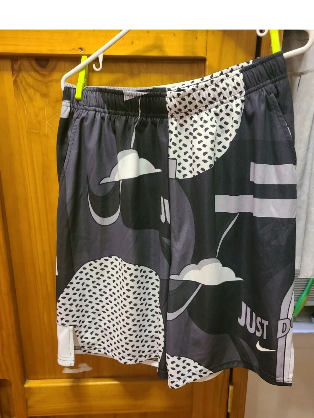 Unisex Nike Drifit 2piece  Blk/white/grey XL + Kids Mesh Pockets - Picture 8 of 10